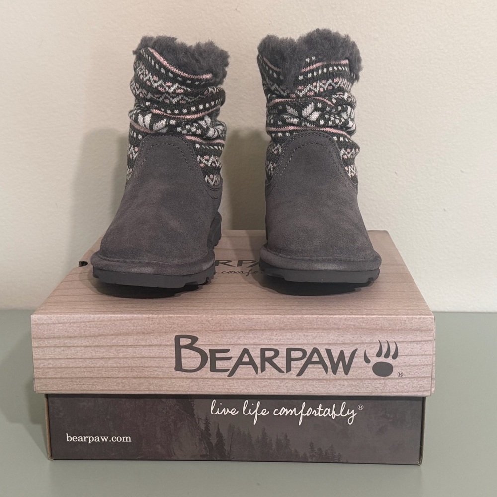 BearPaw Girls Gray Suede Knit Cuff Winter Boots